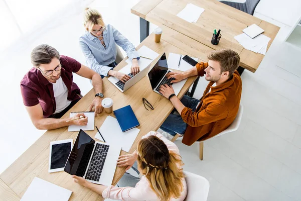 Naming: Cómo elegir el nombre perfecto para tu empresa estrategia